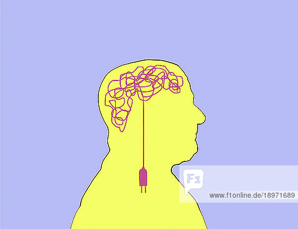 Abgezogenes Kabel bildet Gehirn im Kopf eines älteren Mannes