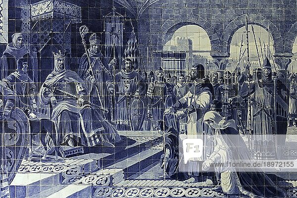 Azulejo  Egas Mozi stellt sich mit Frau und Kind dem König Alfonso VII von León und Kastilien vor  Bahnhof Porto São Bento  Porto  Portugal  Europa