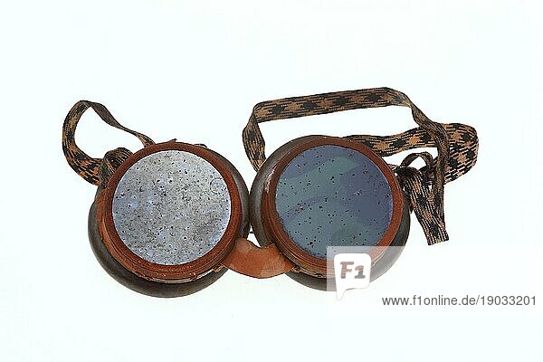 Alte historische Schutzbrille für Schweißer