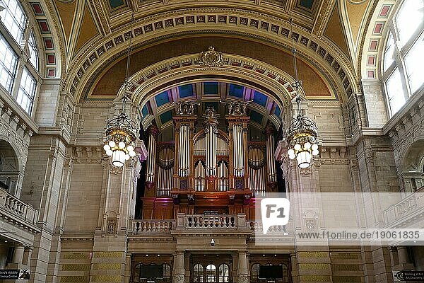 Innenansicht  Orgel  Centre Hall  Kelvingrove Art Gallery and Museum  Finnieston  Glasgow  Scotland  Großbritannien  Europa
