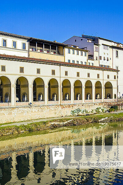 Loggiato and Corridoio Vasariano, Uffizi, Florence (Firenze), UNESCO World Heritage Site, Tuscany, Italy, Europe