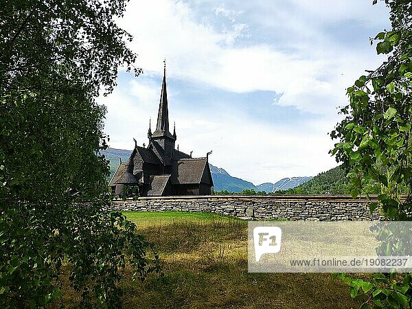 Stabkirche  Lom  Provinz Innlandet  Norwegen  Europa