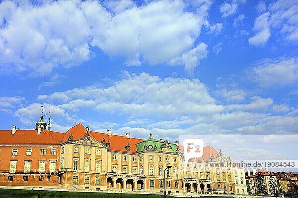 Königliches Schloss in der Altstadt von Warschau  Polen  Komposition mit Kopierraum  Europa