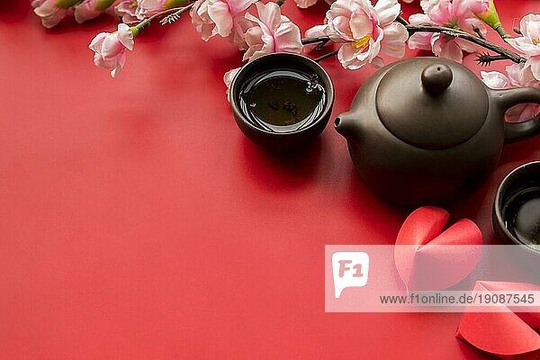 Chinesische Neujahrskomposition mit Tee