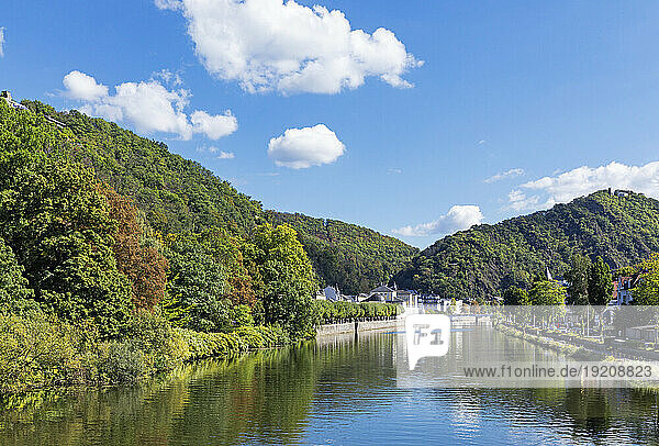 Germany  Rhineland-Palatinate  Bad Ems  View of Lahn river surrounded by forested hills in summer