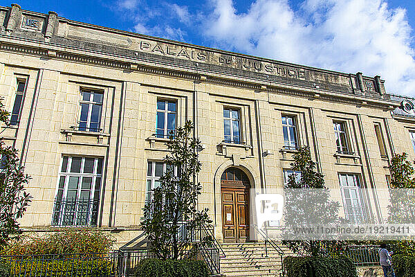 Europe  France  Grand-Est  Aisne  Soissons. Courthouse