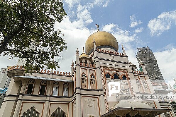 Singapur  31. Januar 2015: Sultan Moschee im Stadtteil Arab Street  Asien