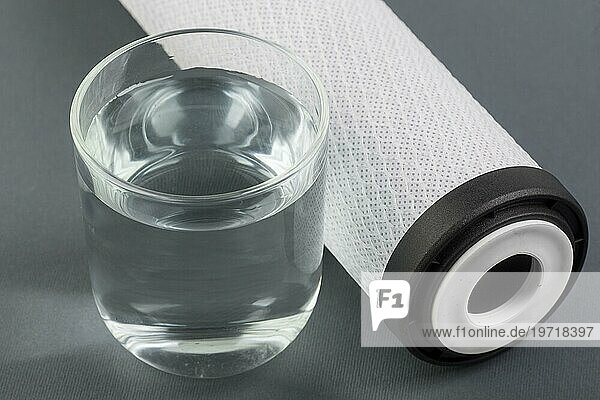 Wasserfilter Glas Wasser