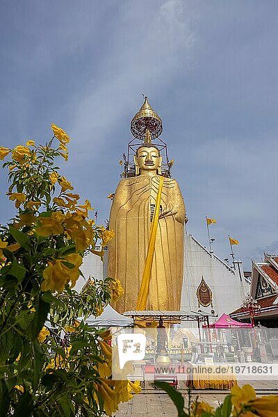 Buddha  Tempelanlage  Sehenswürdigkeit  Attraktion  Reise  Tourismus  Glaube  Religion  Bangkok  Thailand  Asien