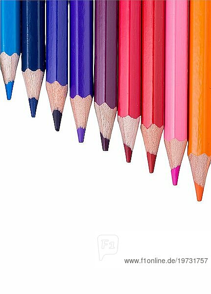 Viele verschiedene farbige isolierte Bleistift Werkzeug für künstlerische Kreativität Zeichnung