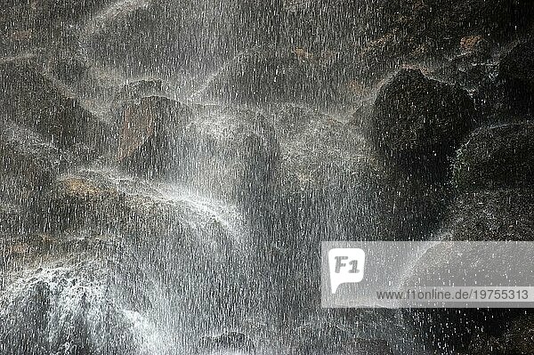Wasserfall  Wasser  Steine  fließend  frisch  Frische  Klima  sauber  rein  klar  Umwelt  Natur  Hintergrund  Textur