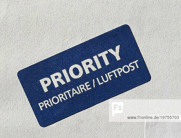 Priority Mail Etikett