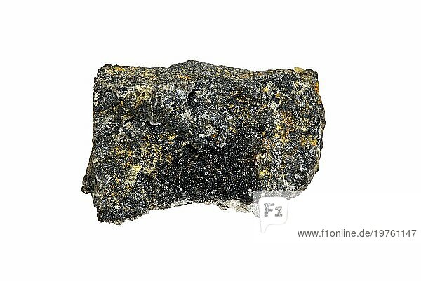 Bleiglanz  natürliche Mineralform des Bleisulfids  gefunden in Plombières  Belgien  vor weißem Hintergrund  Europa