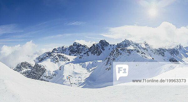 Austria  Tyrol  Axamer Lizum  Panoramic view of snowcapped peaks in European Alps