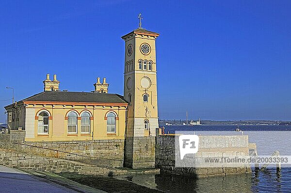 Waterside Clocktower  altes Rathaus  Cobh  Grafschaft Cork  Irland  Irische Republik  Europa