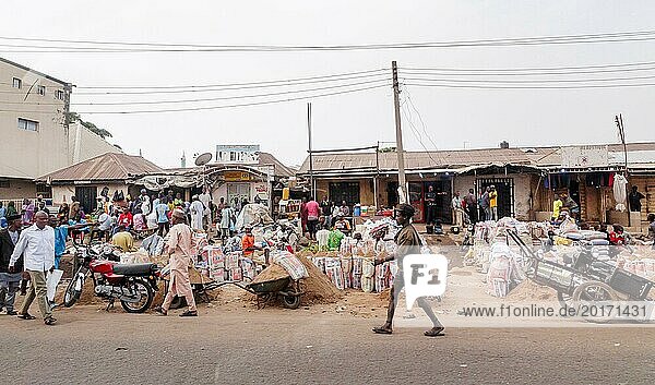 Street scene in the capital of Nigeria  Abuja  06/02/2024