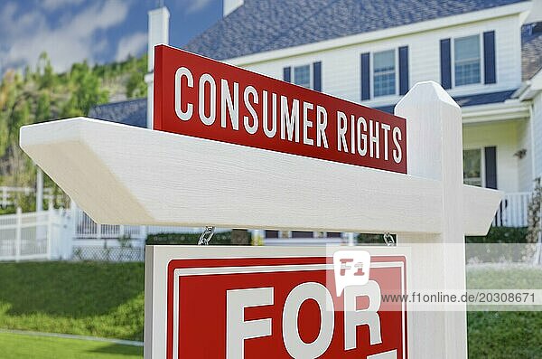 Verbraucherrechte für den Verkauf von Immobilien Schild vor dem neuen Haus