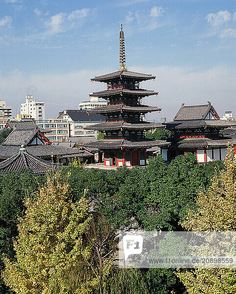 Japan. Osaka. ShitennÅ�-ji Temple.