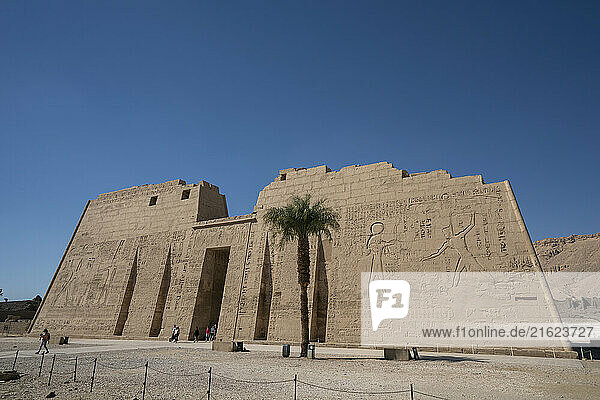 Temple of Ramesses III  Medinat Habu  UNESCO World Heritage Site  Thebes  Luxor  Egypt  North Africa  Africa