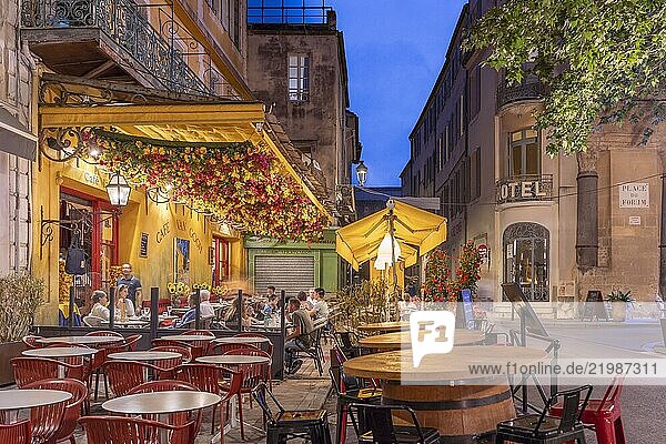 Cafe Van Gogh  Arles  Bouches du Rhone  Provence-Alpes-Cote d Azur  France