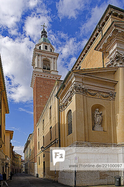 Kirche  Parrocchia di San Marcello detta dei Filippini