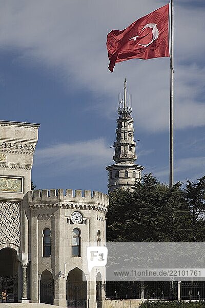 Turkey  University  T?rkiye  travel  Europe  Beyazit Tower  monument  people  Landmark  Istanbul