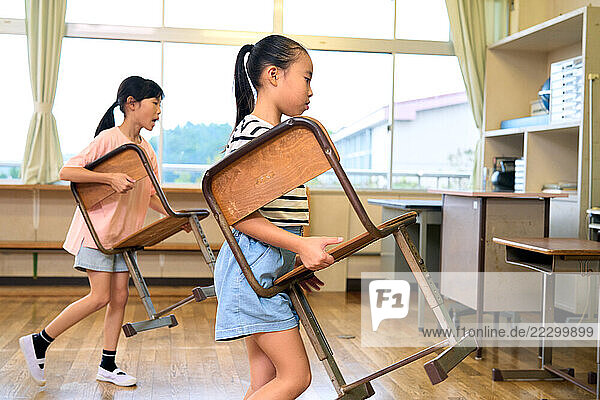 Japanese Kids In Classroom