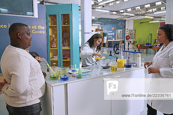 Children doing experiments at Science Center