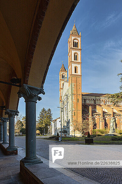 Saint Andrew Gothic Church  13th century  Vercelli  Piedmont  Italy