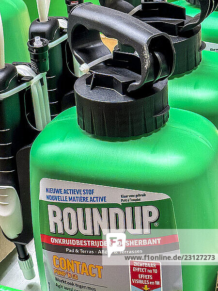 Can of Roundup weedkiller  in a supermarket with the new formula