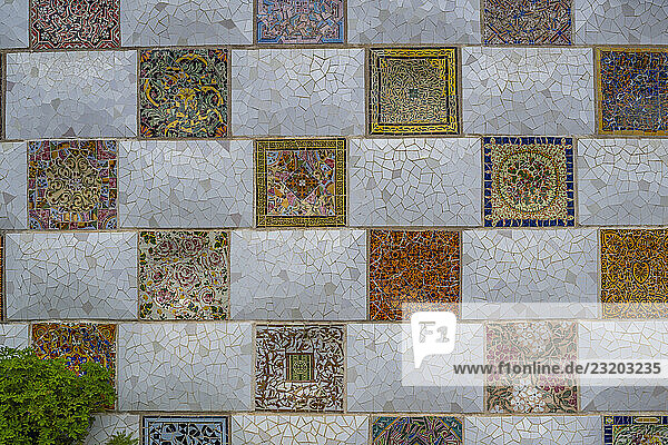Park Guell von Antonio Gaudi  Park Gueell  Antonio Gaudi Architekt  Unesco Weltkulturerbe  Stadtteil Gracia  Barcelona  Katalonien  Spanien  Europa